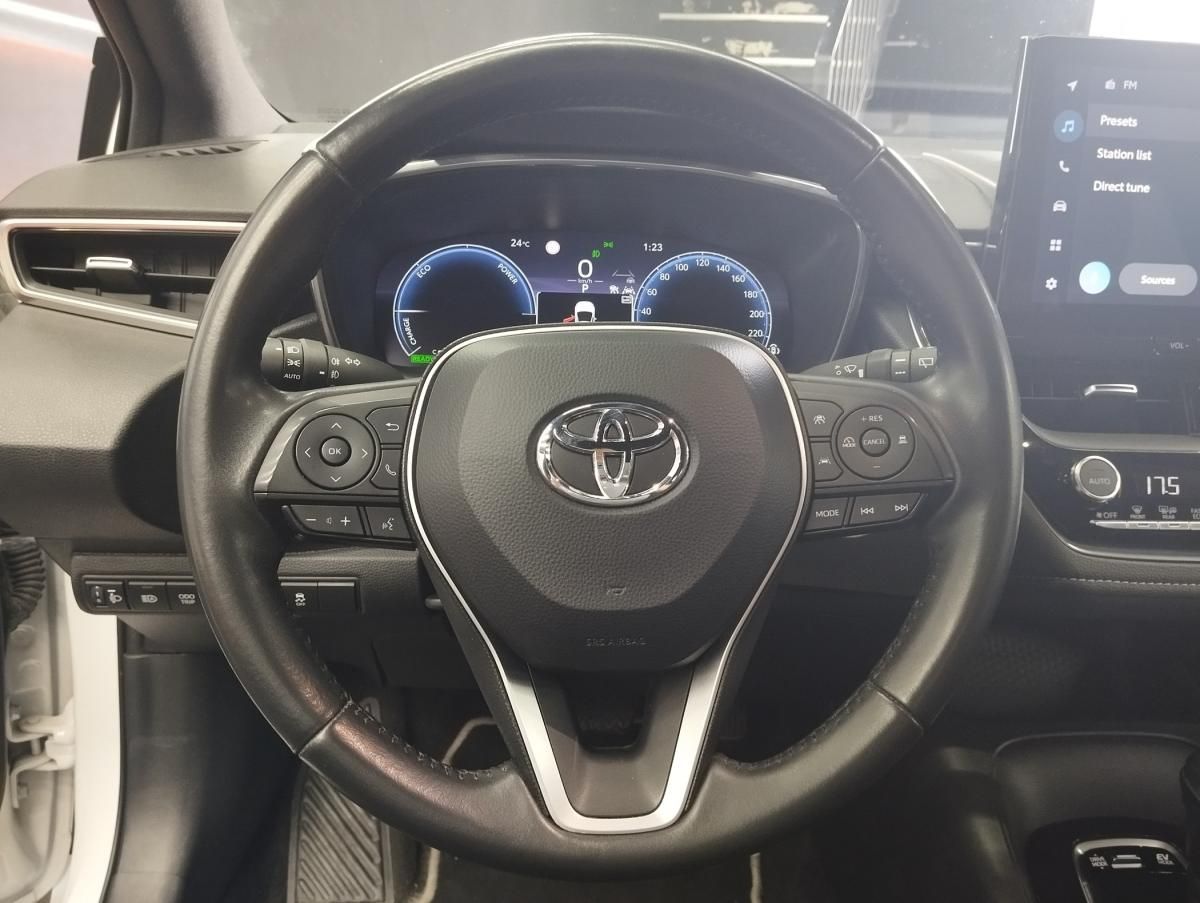 toyota-corolla-2023-hibrido-a-gasolina-1798cc