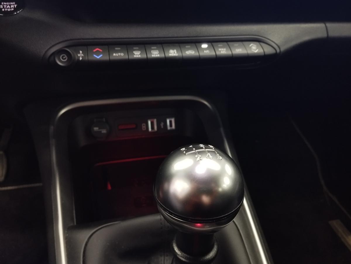 jeep-avenger-2025-gasolina-1199cc