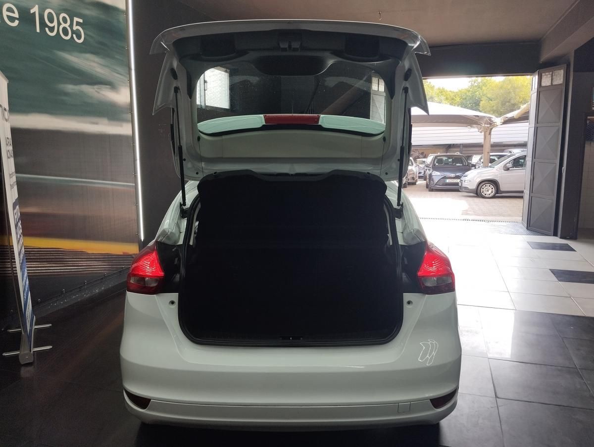 ford-focus-2015-diesel-1499cc