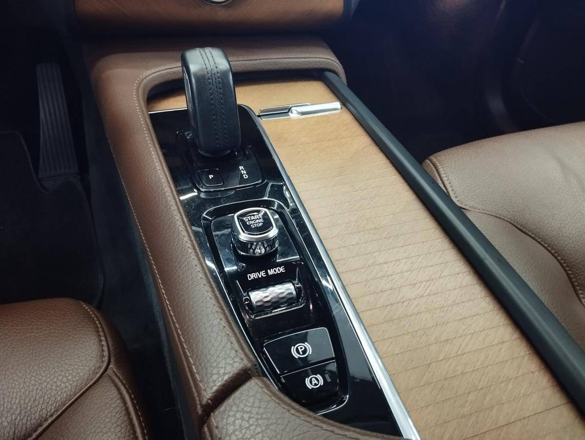 volvo-xc90-2019-diesel-1969cc