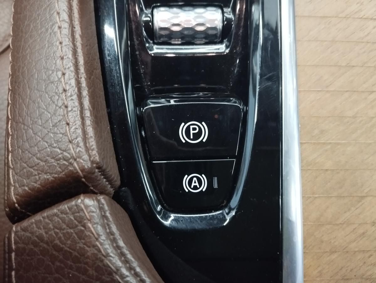 volvo-xc90-2019-diesel-1969cc