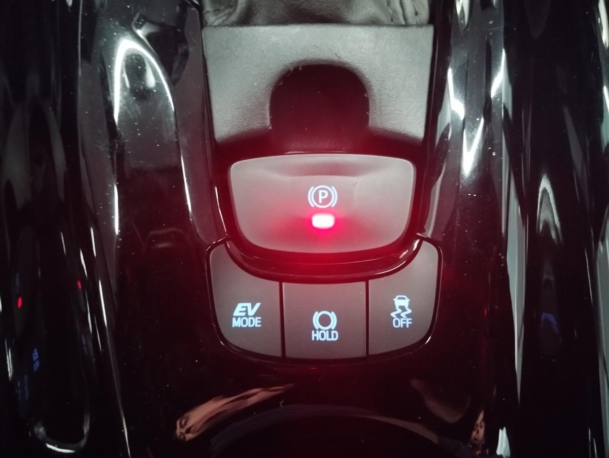 toyota-c-hr-2021-hibrido-a-gasolina-1798cc