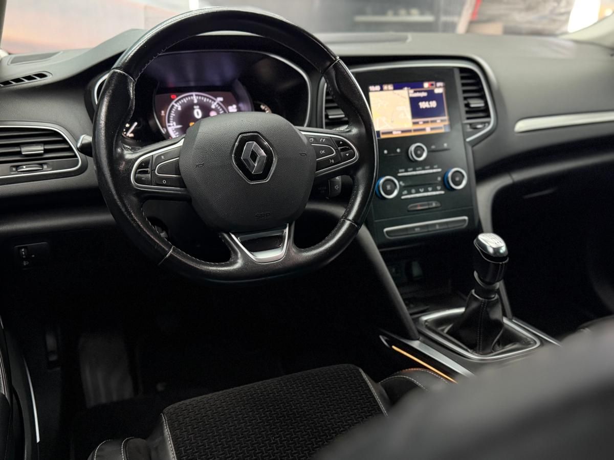 renault-megane-sport-tourer-2018-diesel-1461cc