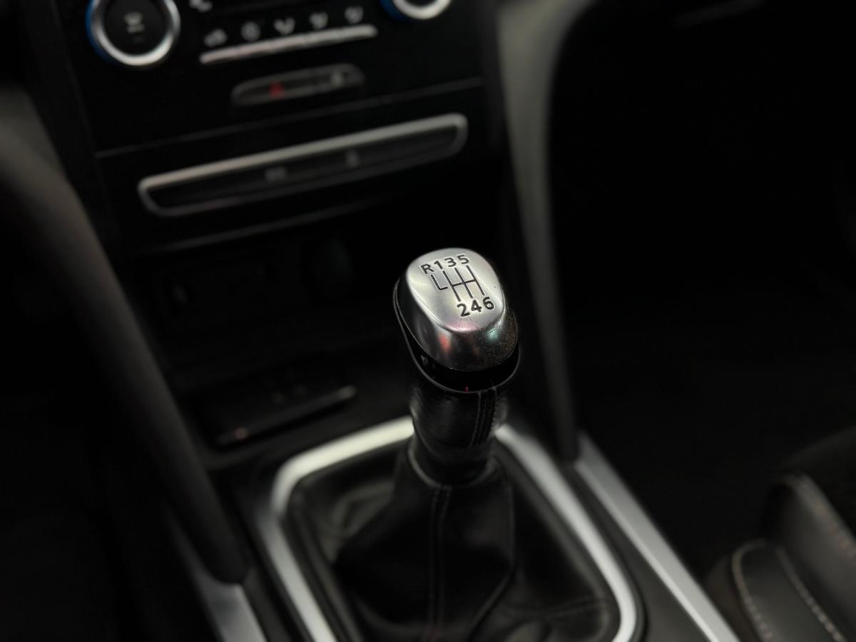 renault-megane-sport-tourer-2018-diesel-1461cc