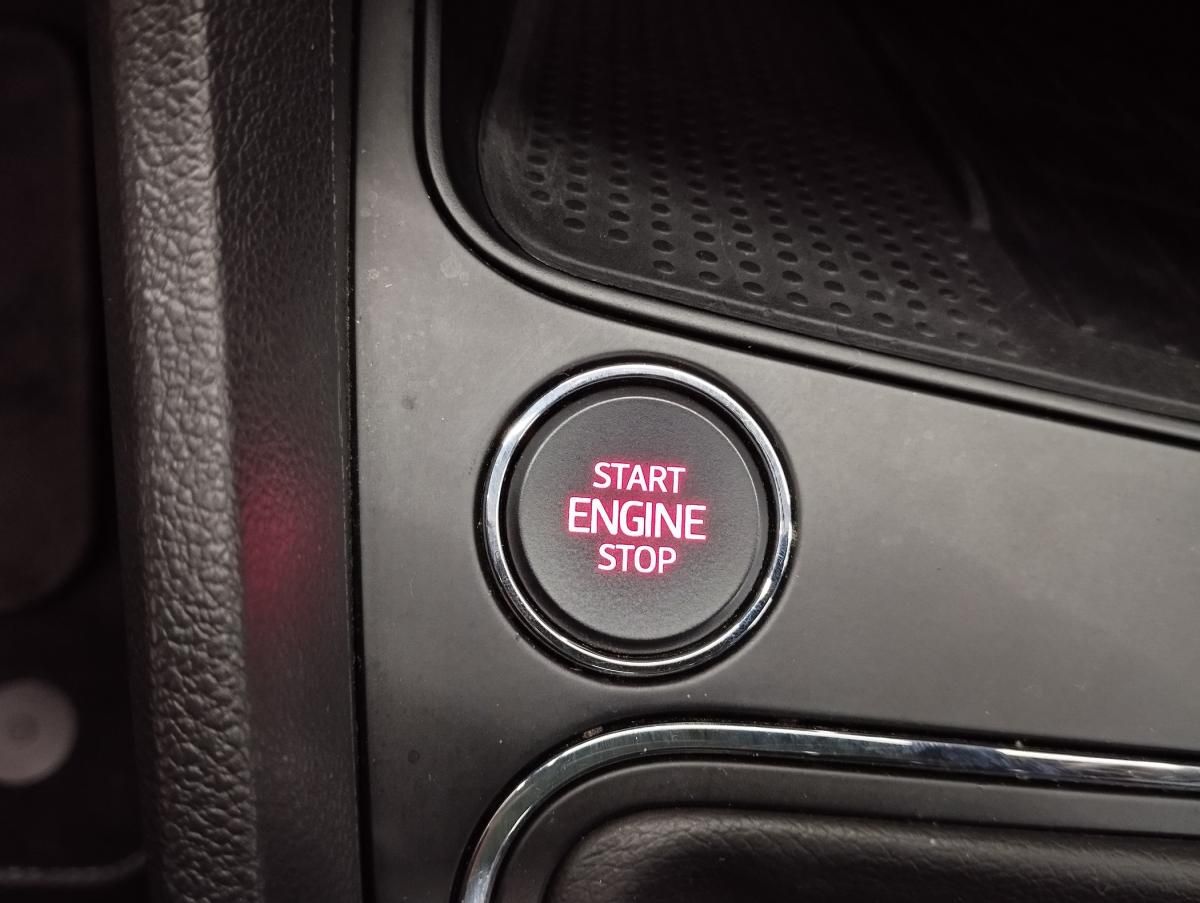 seat-leon-2019-diesel-1598cc