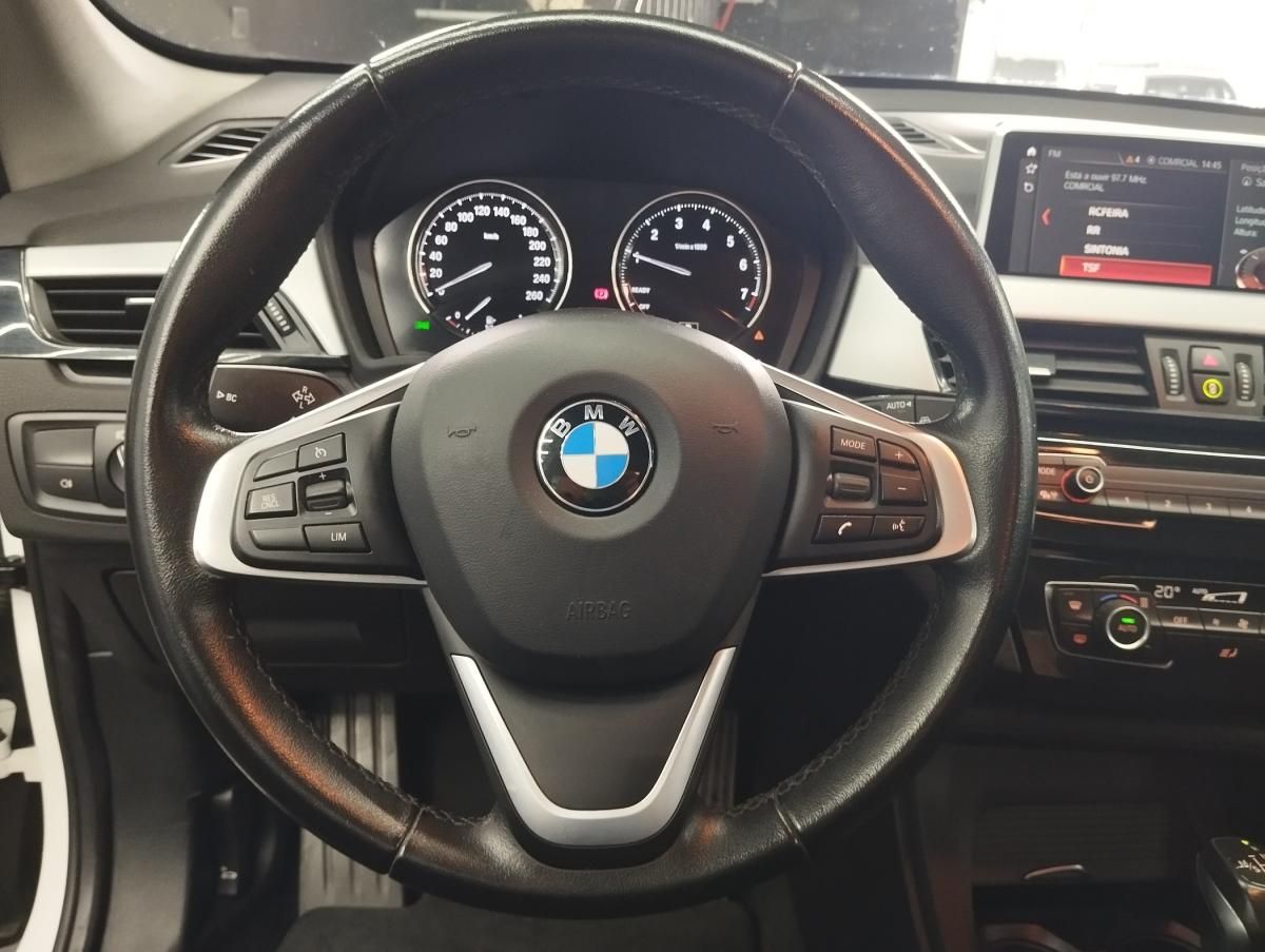 bmw-x1-2020-hibrido-a-gasolina-1499cc