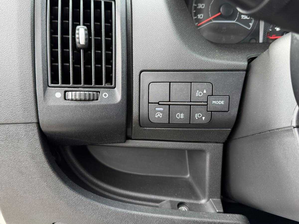 peugeot-boxer-2020-diesel-2179cc