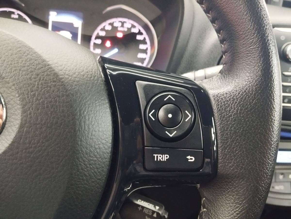 toyota-yaris-2018-hibrido-a-gasolina-1497cc