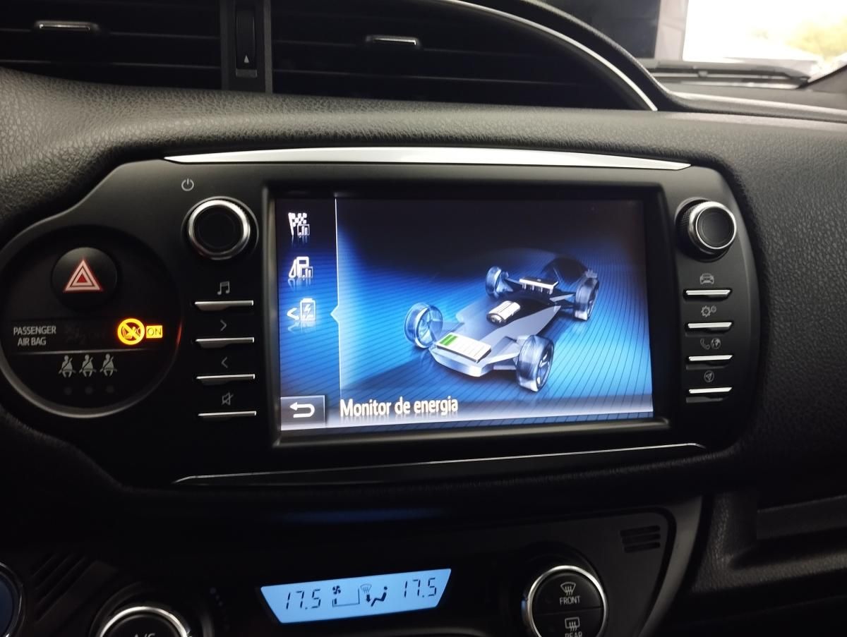 toyota-yaris-2018-hibrido-a-gasolina-1497cc