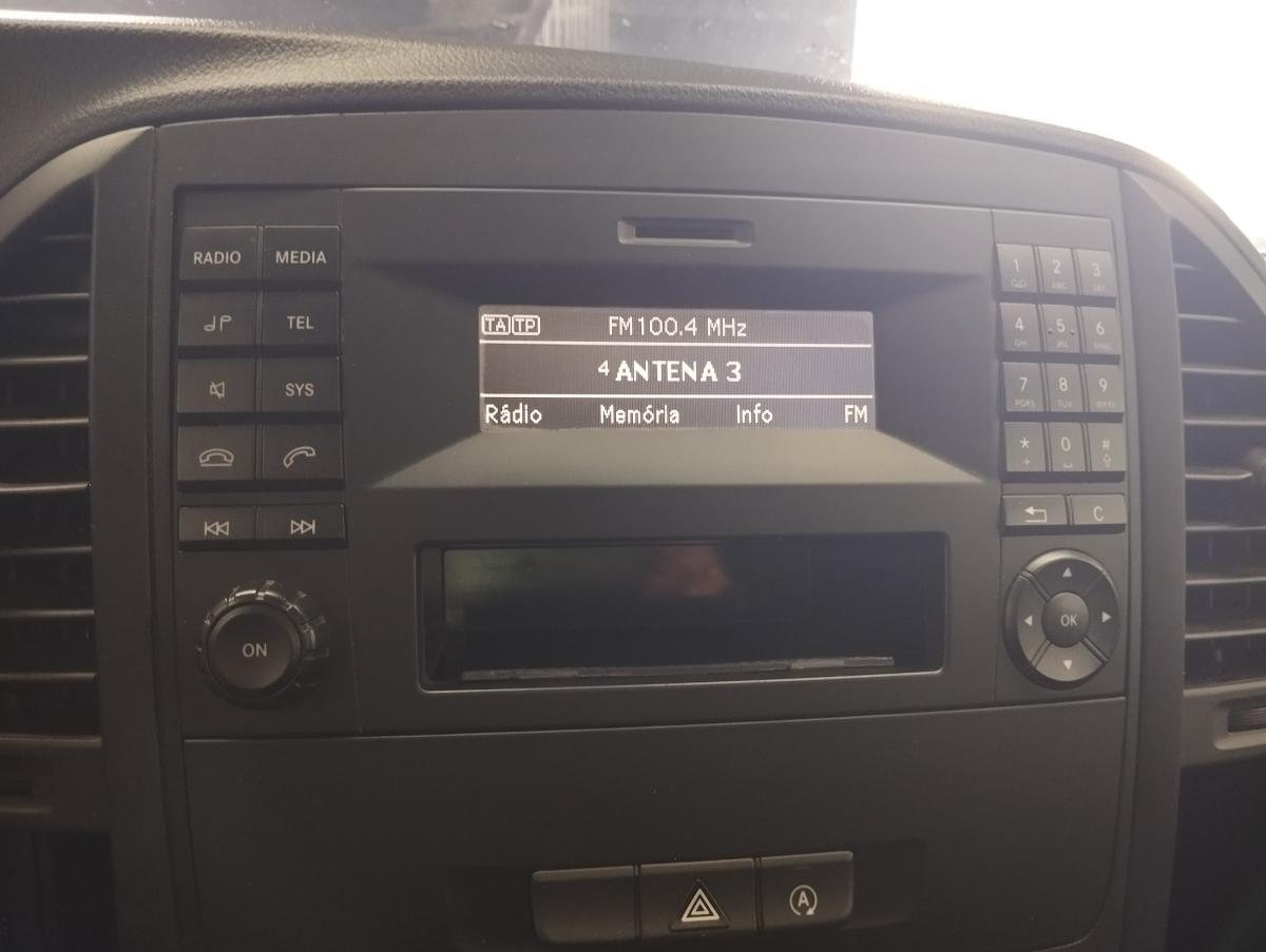 mercedes-benz-vito-2019-diesel-1749cc