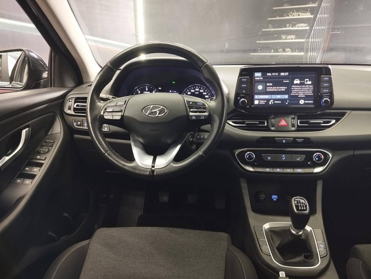 hyundai-i30-2021-diesel-1598cc