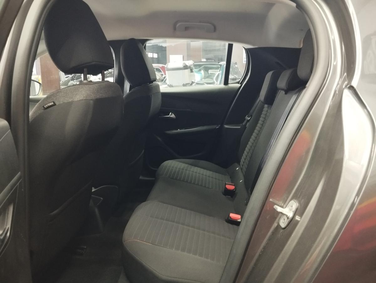 peugeot-208-2022-diesel-1499cc