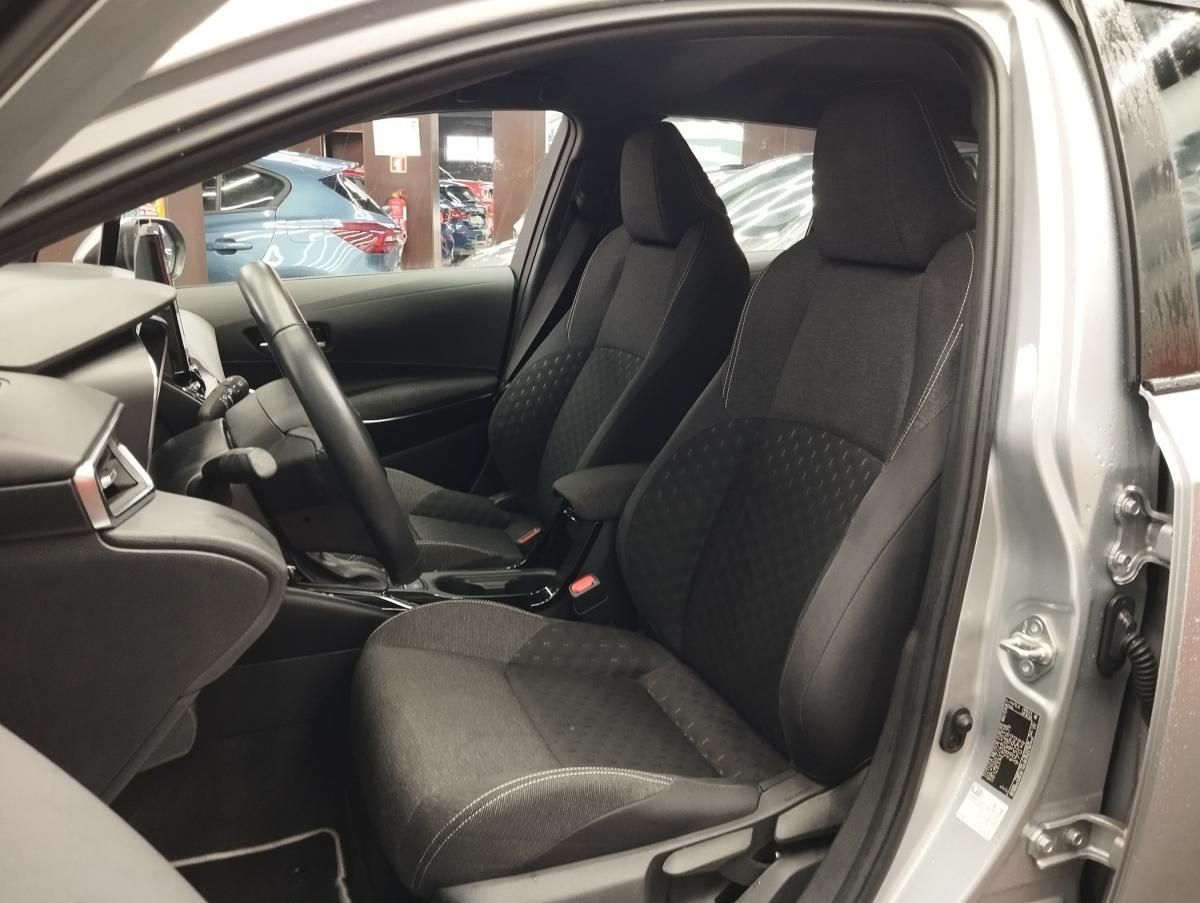 toyota-corolla-2023-hibrido-a-gasolina-1798cc