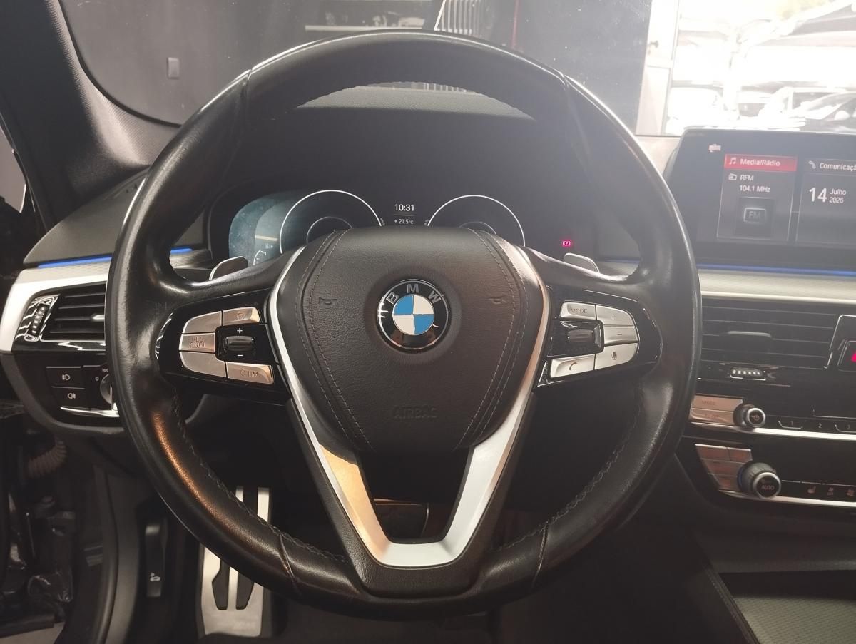 bmw-serie-5-2019-hibrido-a-gasolina-1998cc