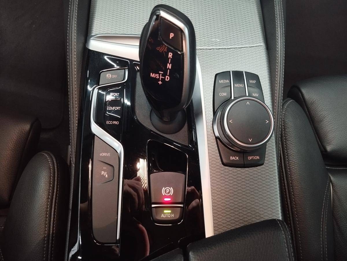 bmw-serie-5-2019-hibrido-a-gasolina-1998cc