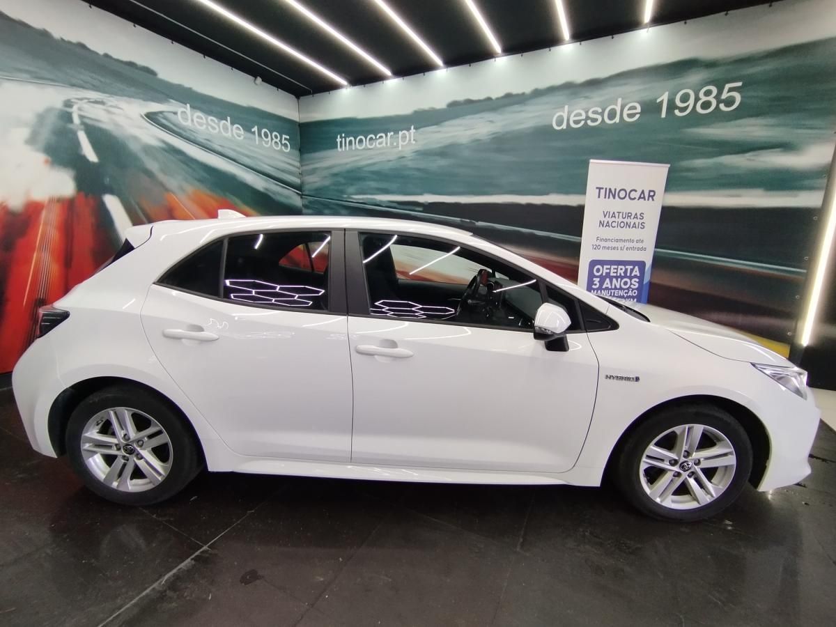 toyota-corolla-2021-hibrido-a-gasolina-1798cc