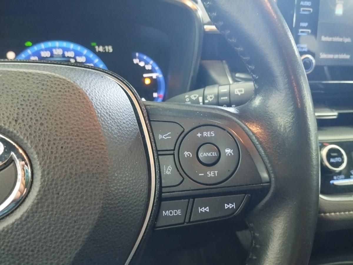 toyota-corolla-2021-hibrido-a-gasolina-1798cc