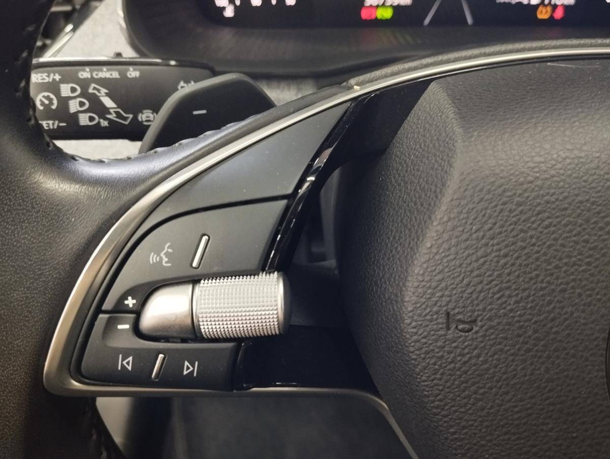 skoda-kamiq-2024-gasolina-999cc