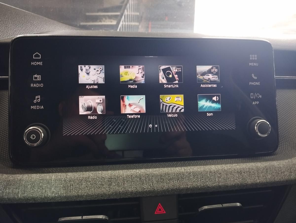 skoda-kamiq-2024-gasolina-999cc