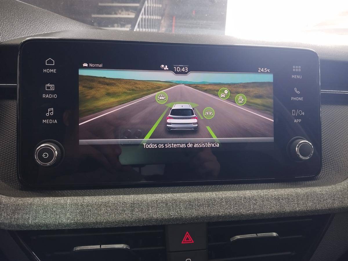 skoda-kamiq-2024-gasolina-999cc