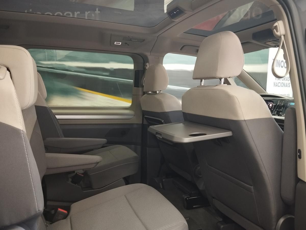 volkswagen-multivan-2025-hibrido-a-gasolina-1498cc