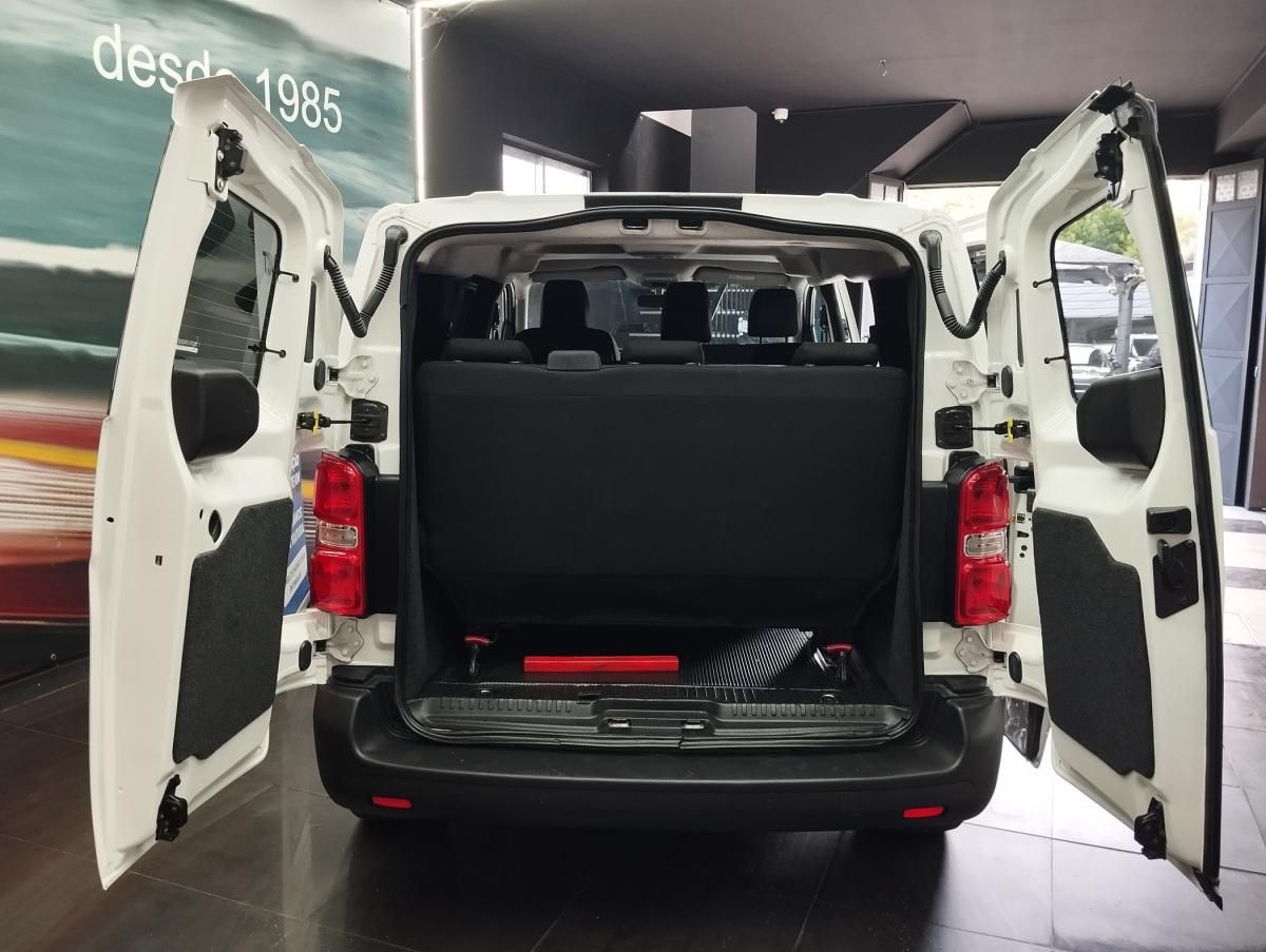 opel-vivaro-2021-diesel-1499cc