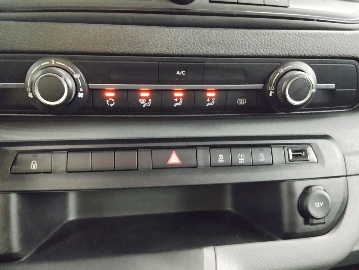 opel-vivaro-2021-diesel-1499cc
