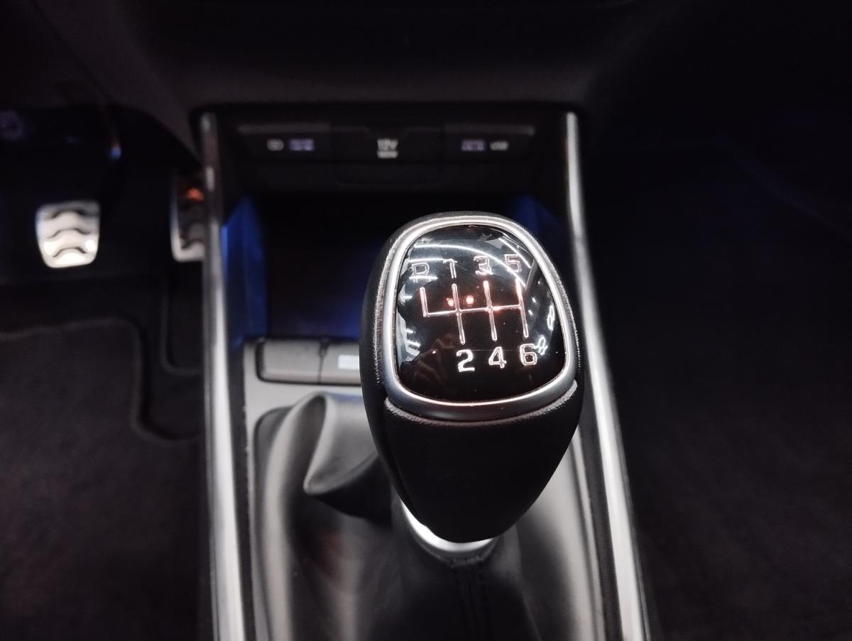 hyundai-bayon-2023-gasolina-998cc