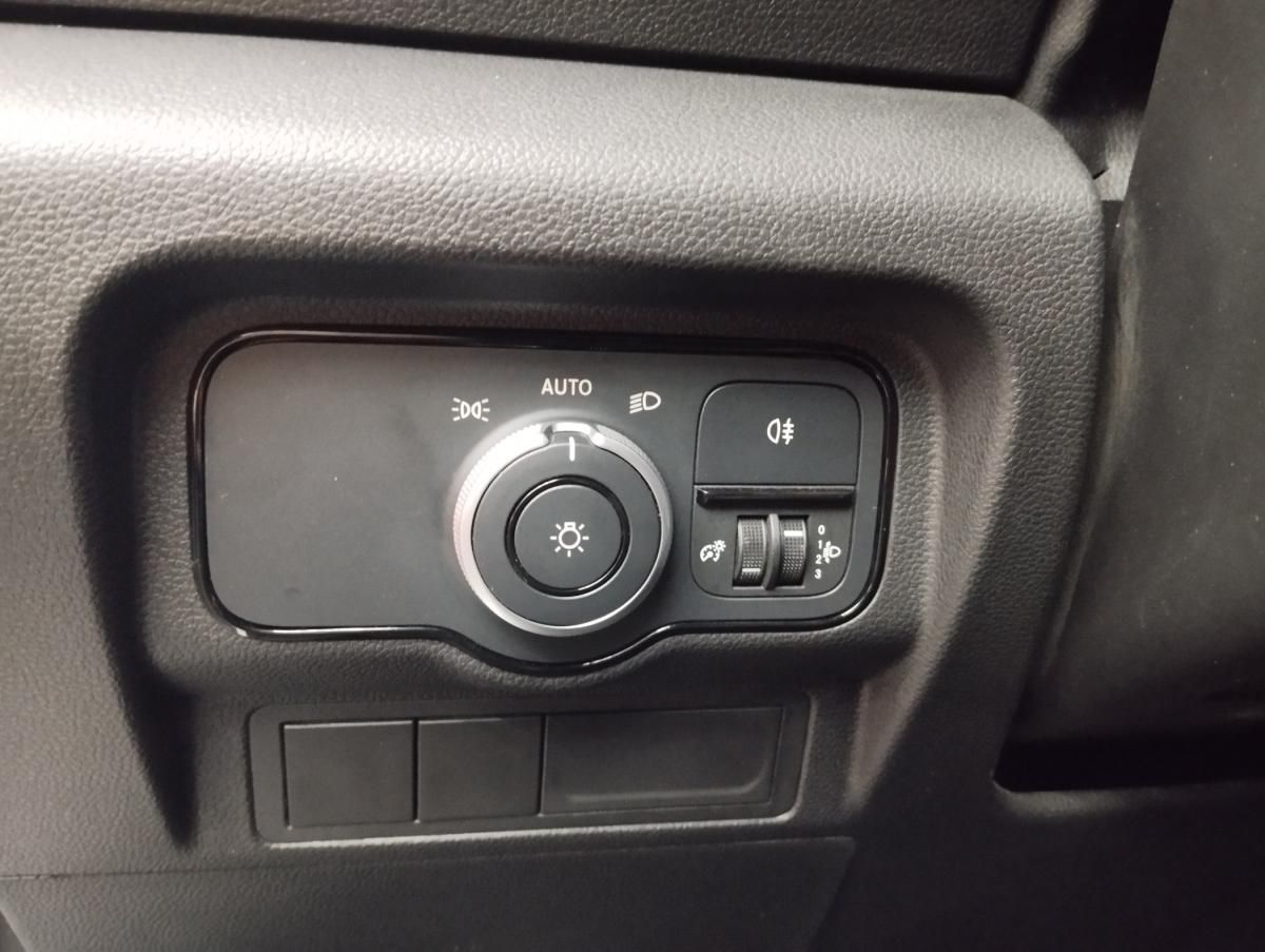 mercedes-benz-citan-2023-diesel-1461cc
