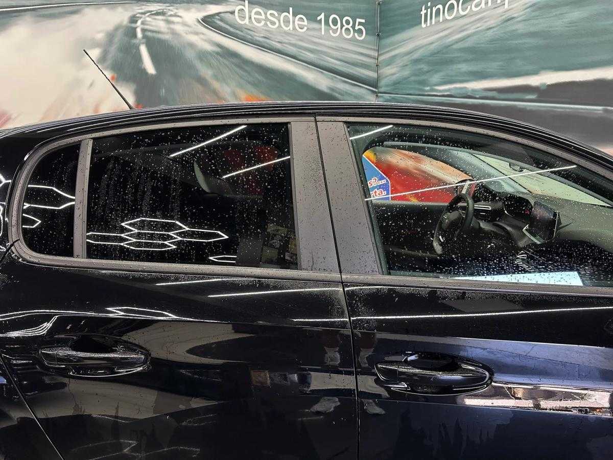 peugeot-208-2023-gasolina-1199cc