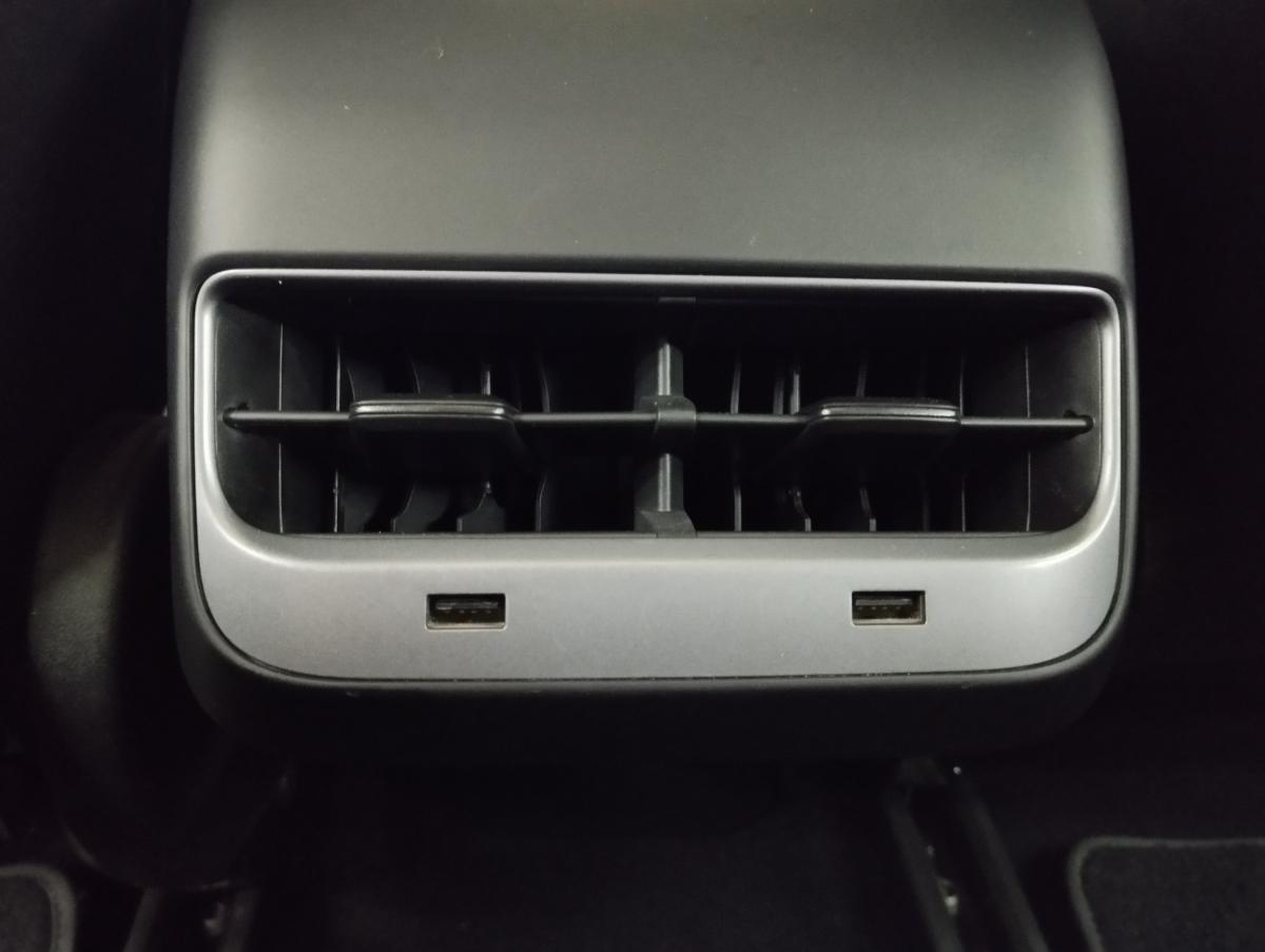 tesla-model-3-2019-eletrico-0cc