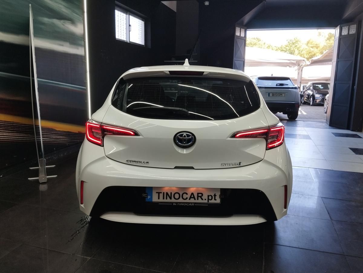 toyota-corolla-2021-hibrido-a-gasolina-1798cc