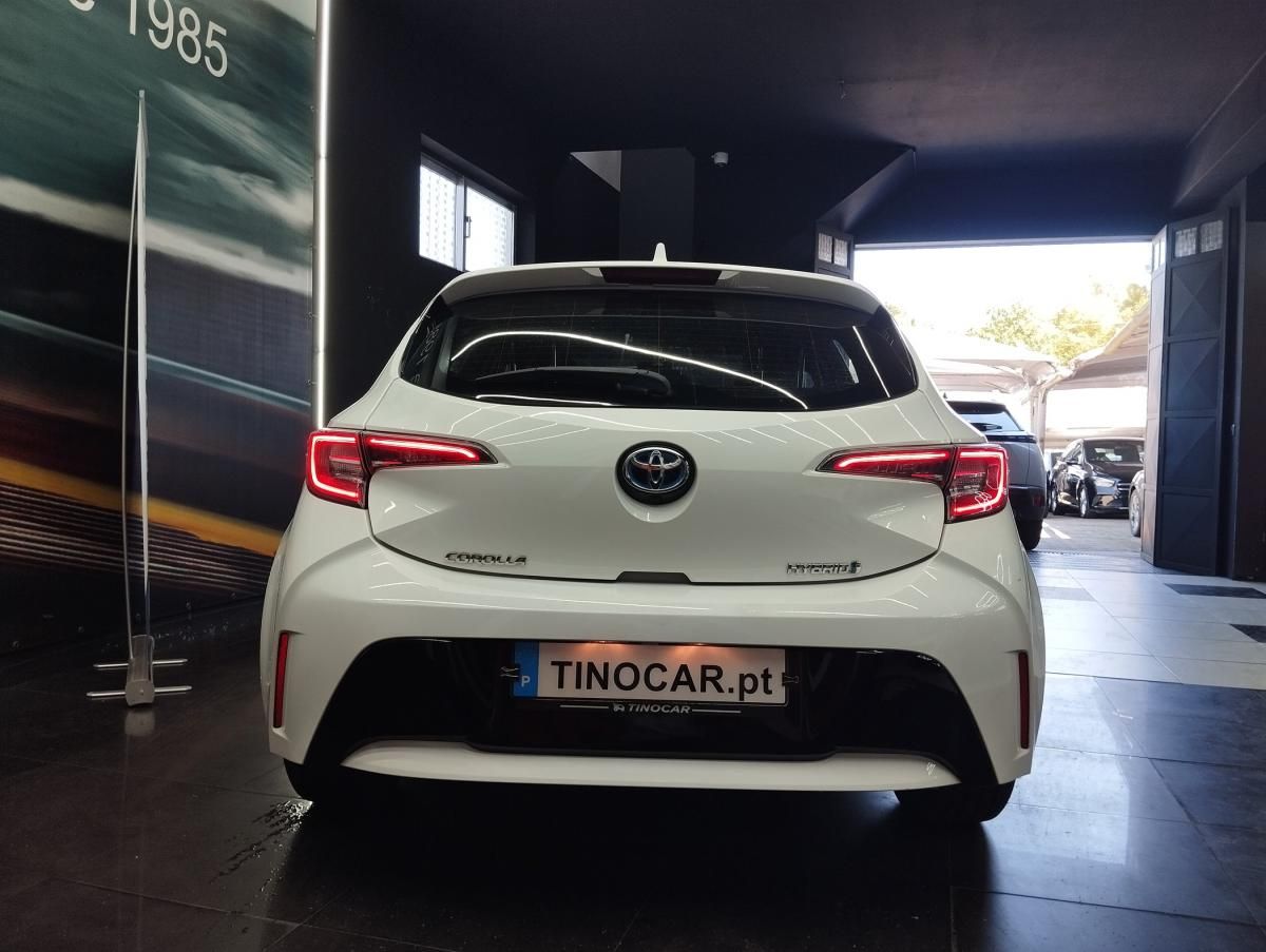 toyota-corolla-2021-hibrido-a-gasolina-1798cc