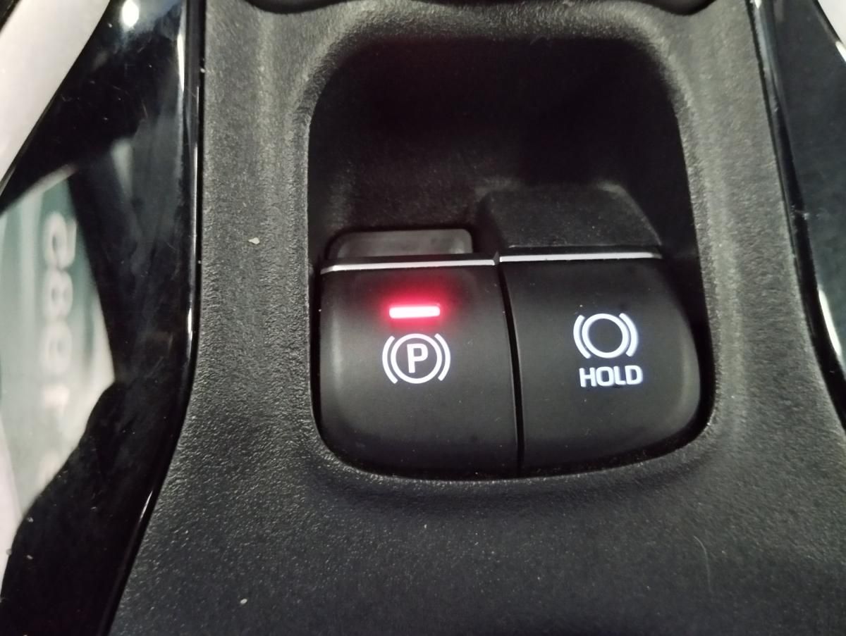 toyota-corolla-2021-hibrido-a-gasolina-1798cc