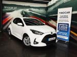 toyota-yaris-2022-hibrido-a-gasolina-1490cc