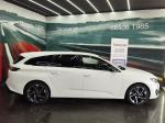 peugeot-308-sw-2022-diesel-1499cc