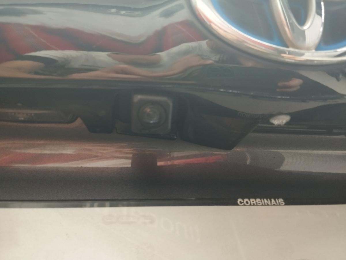 toyota-yaris-2022-hibrido-a-gasolina-1490cc