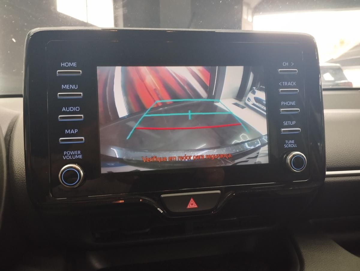 toyota-yaris-2022-hibrido-a-gasolina-1490cc