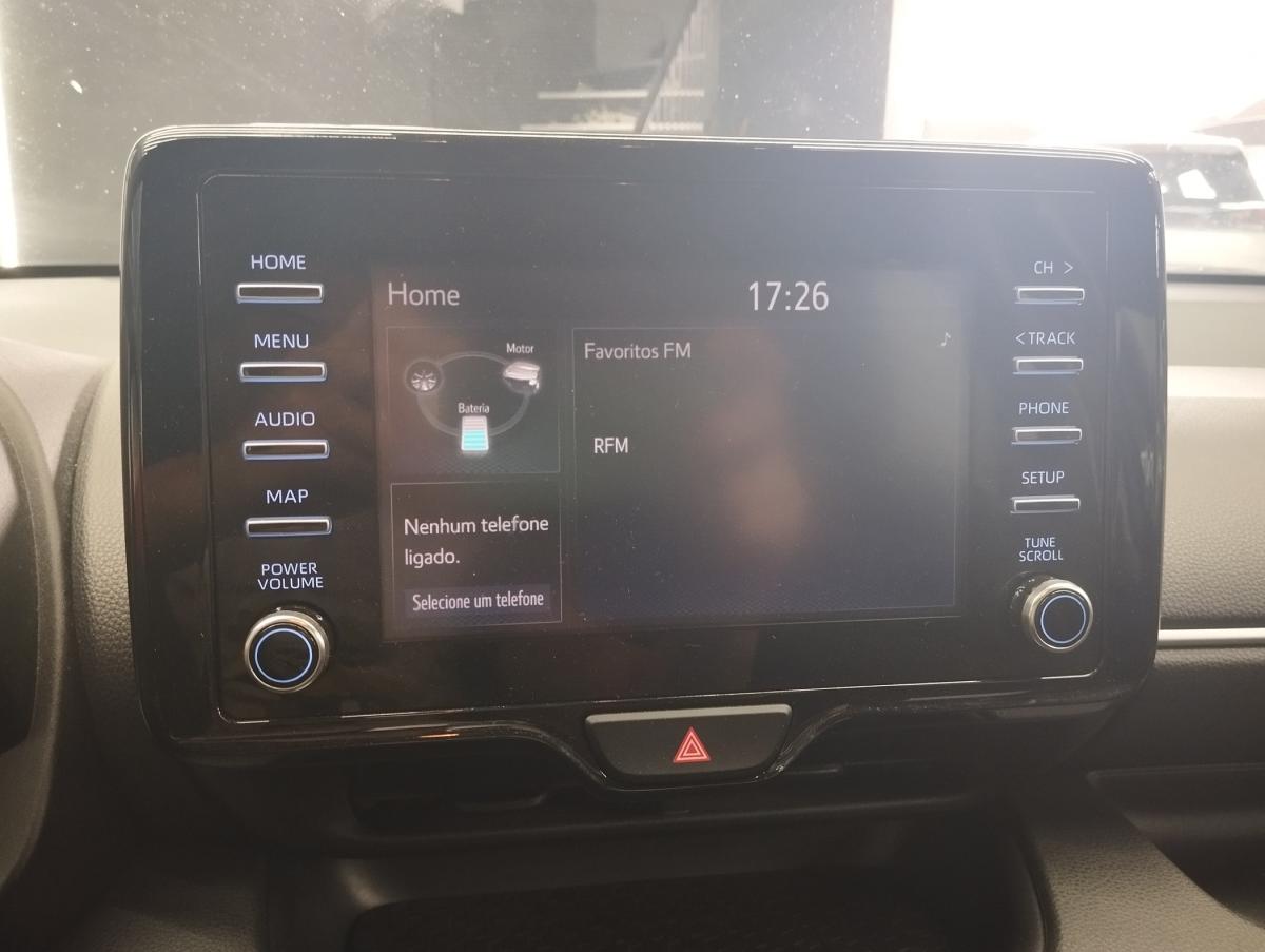toyota-yaris-2022-hibrido-a-gasolina-1490cc