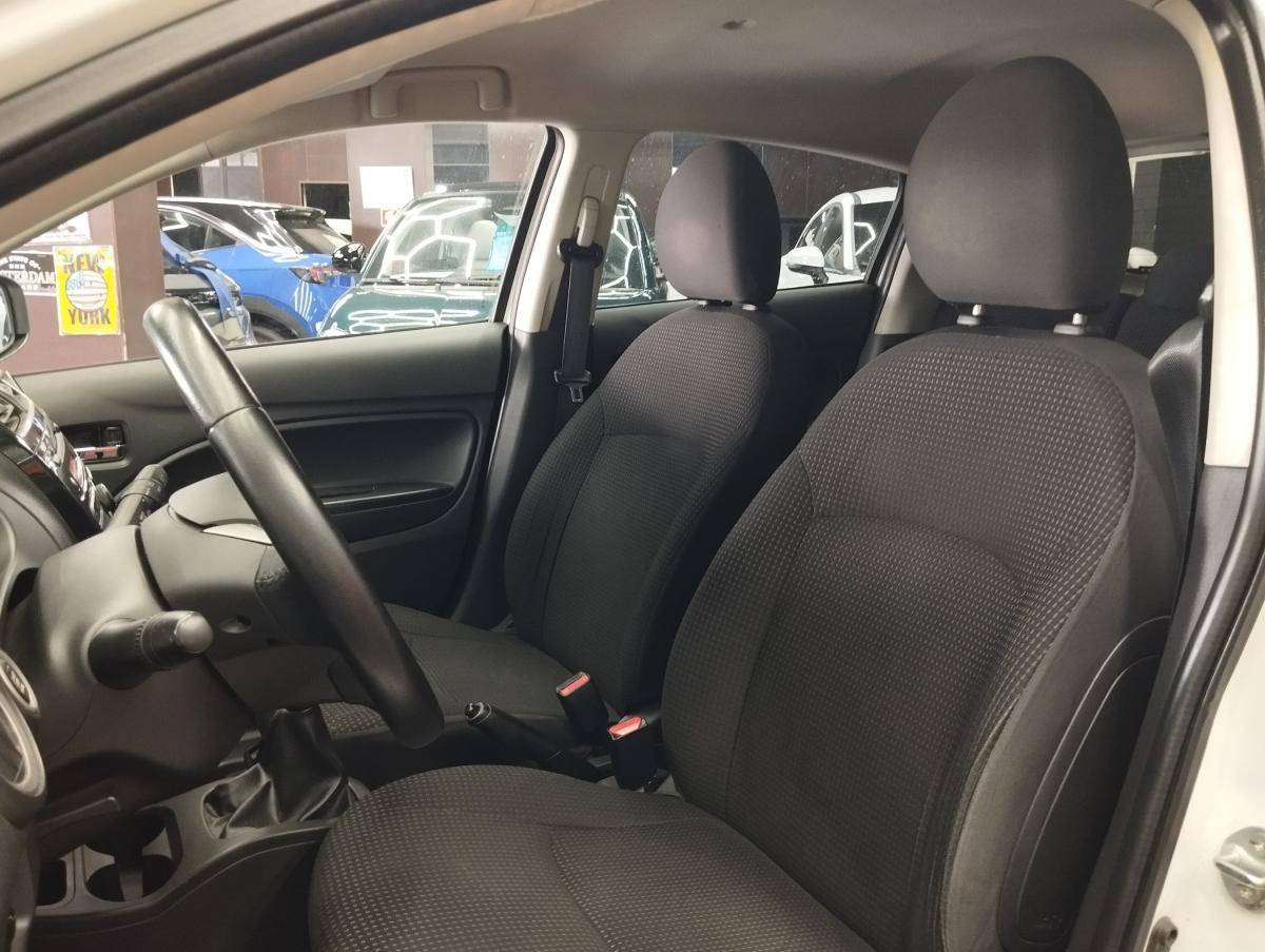 mitsubishi-space-star-2014-gasolina-1193cc