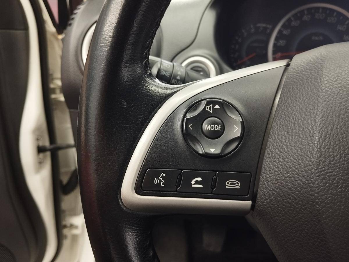 mitsubishi-space-star-2014-gasolina-1193cc