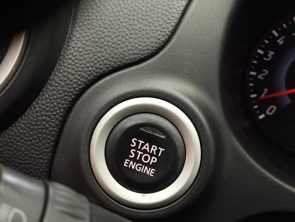 mitsubishi-space-star-2014-gasolina-1193cc