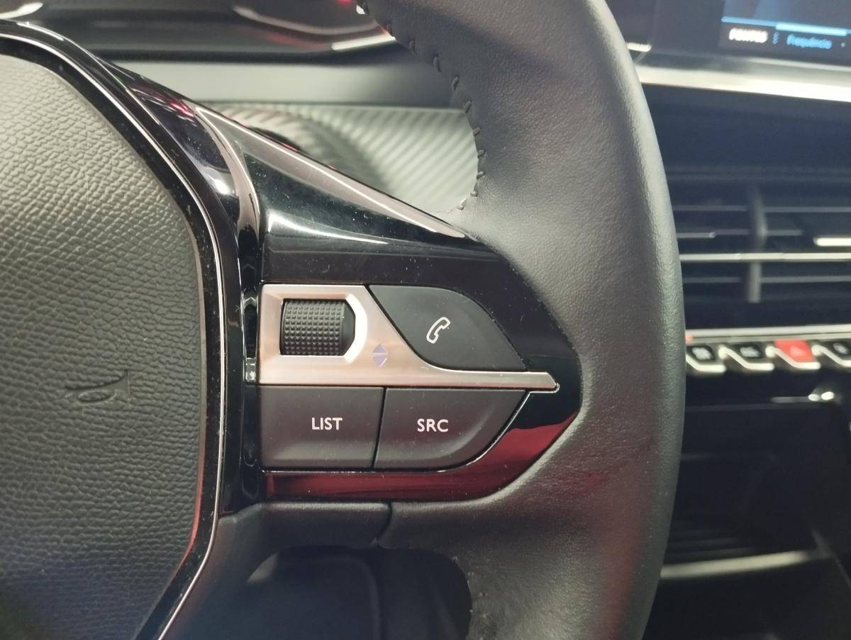 peugeot-208-2022-diesel-1499cc