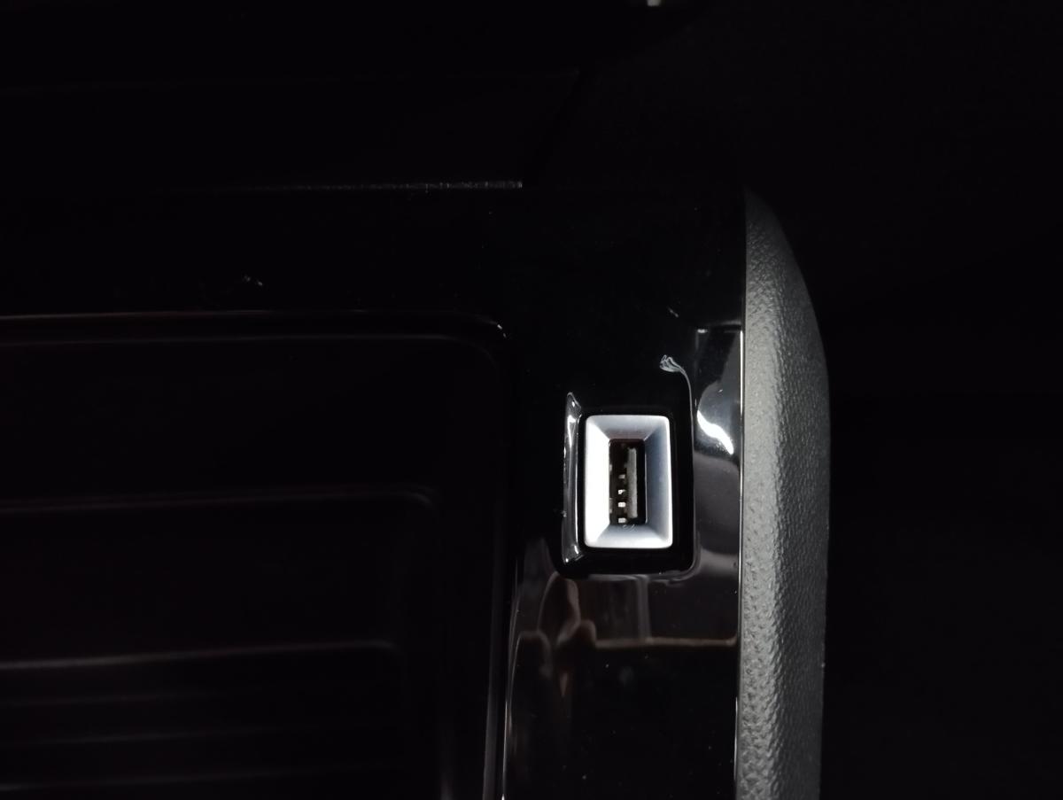 peugeot-208-2022-diesel-1499cc