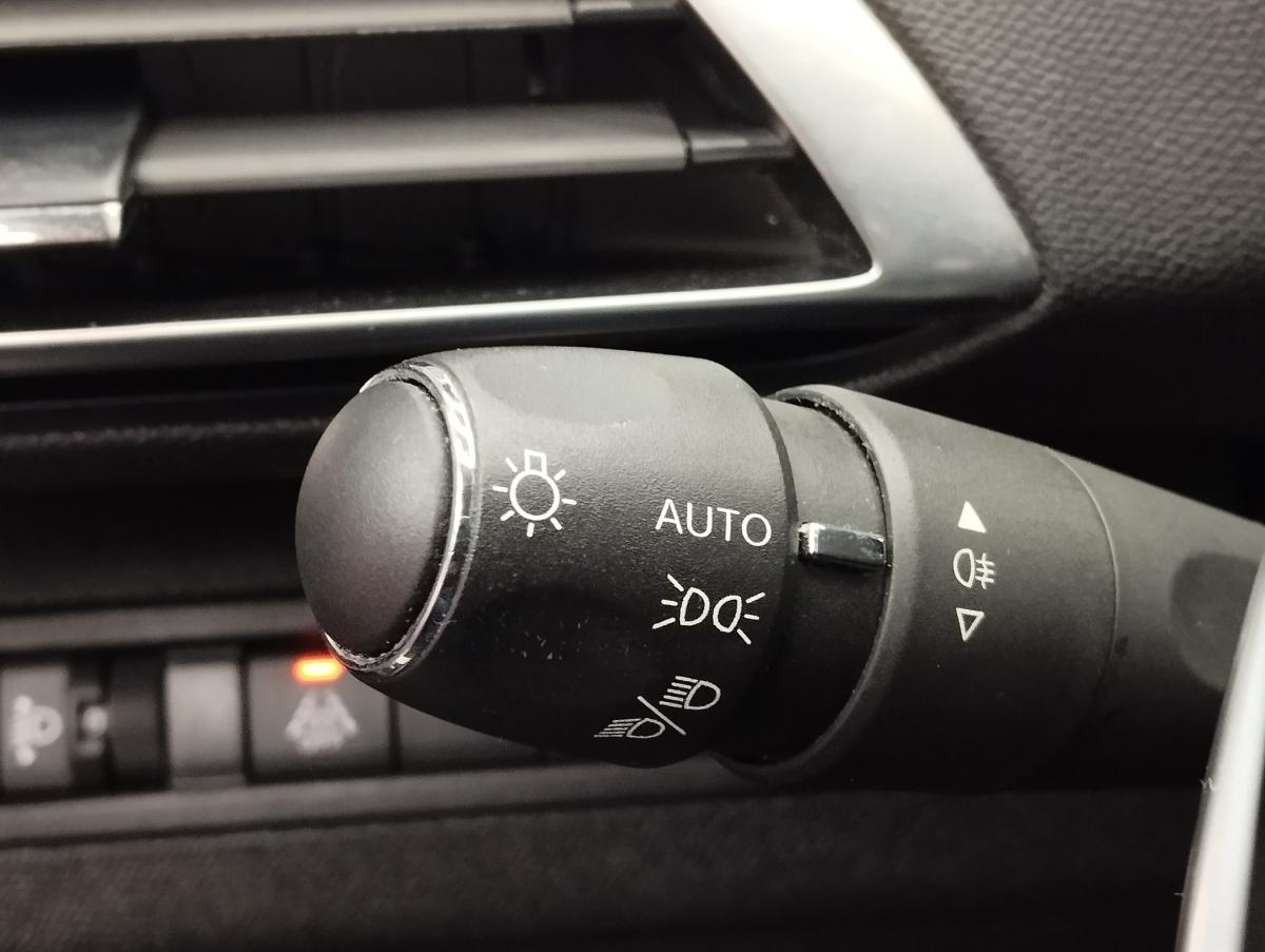 peugeot-3008-2021-diesel-1499cc