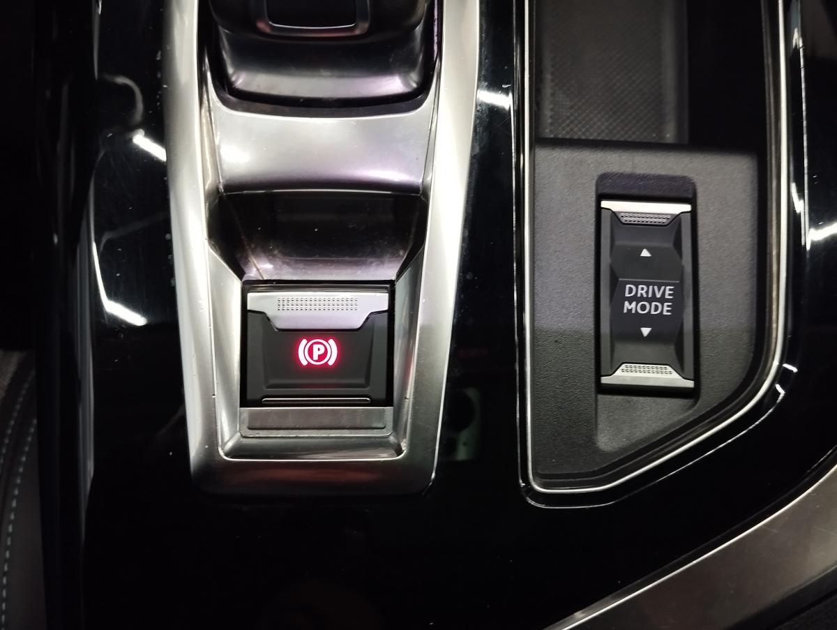 peugeot-3008-2021-diesel-1499cc