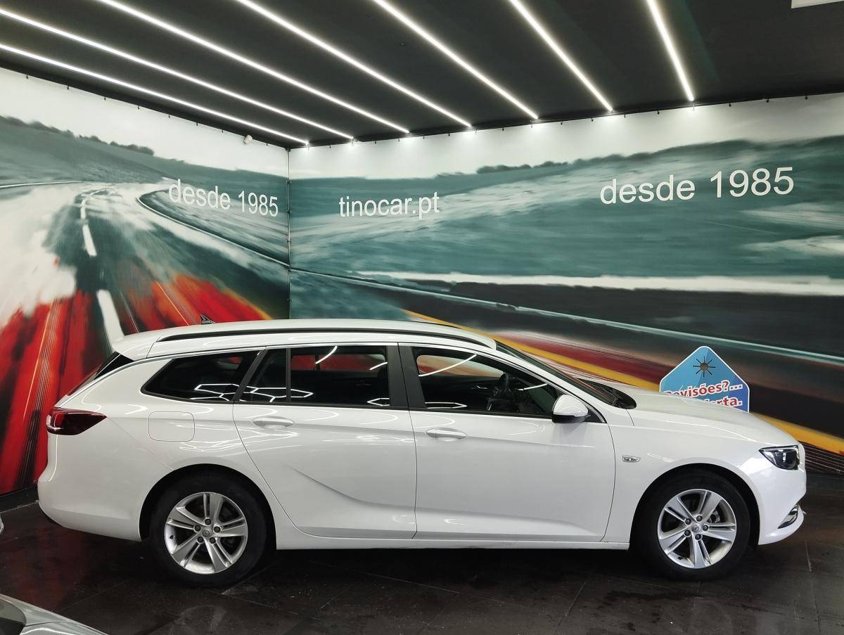 opel-insignia-sports-tourer-2019-diesel-1598cc