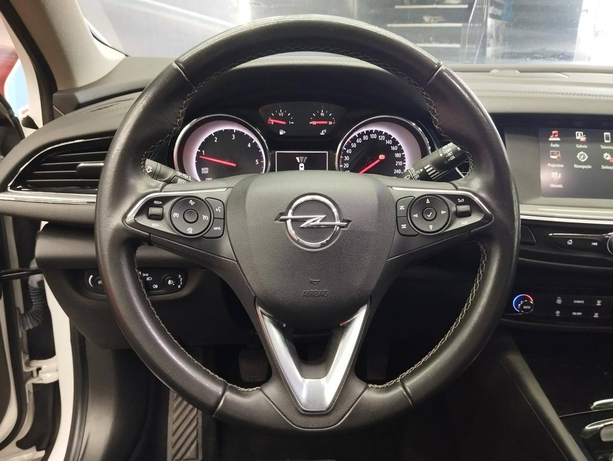 opel-insignia-sports-tourer-2019-diesel-1598cc