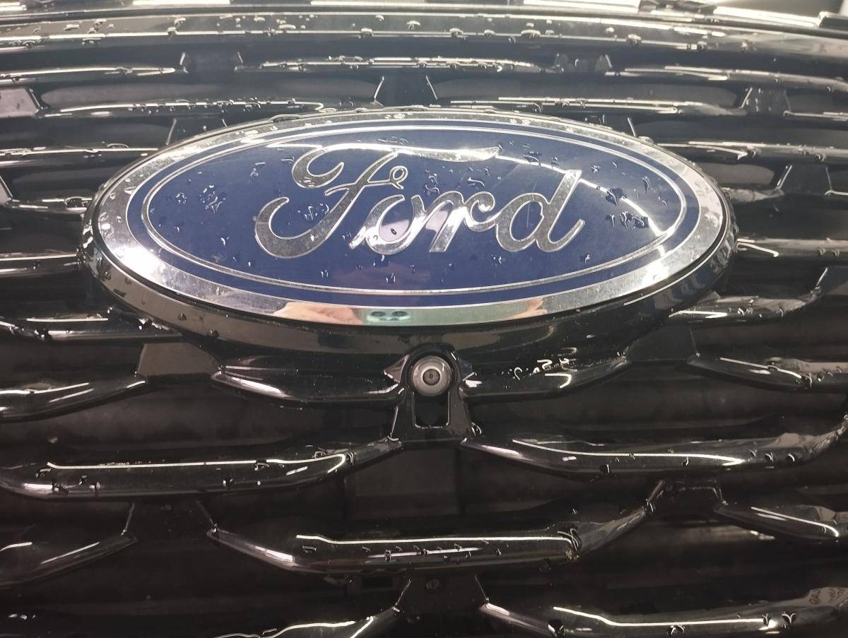 ford-explorer-2021-hibrido-a-gasolina-2956cc