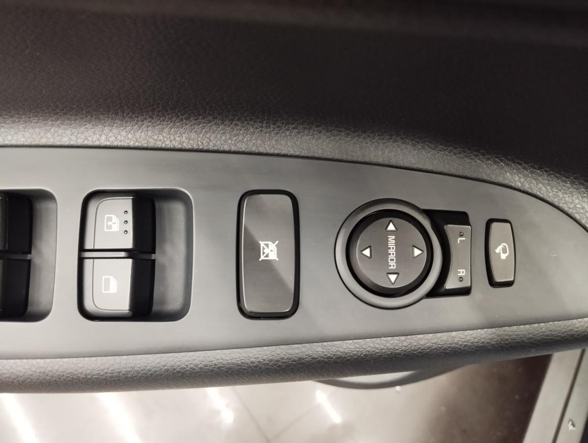 kia-stonic-2025-gasolina-998cc